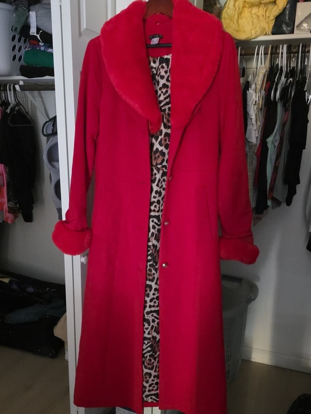 VENUS Vibrant Red Faux-Fur Trim Trench Coat with Leopard Lining
